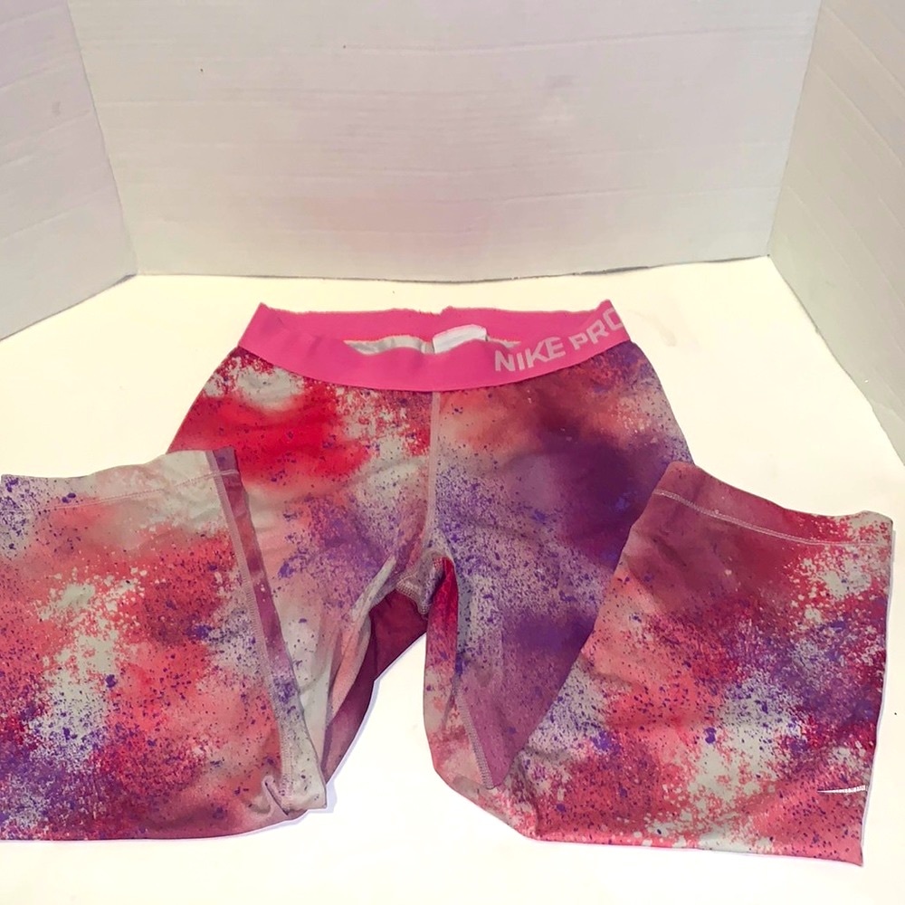 Nike Pro leggings